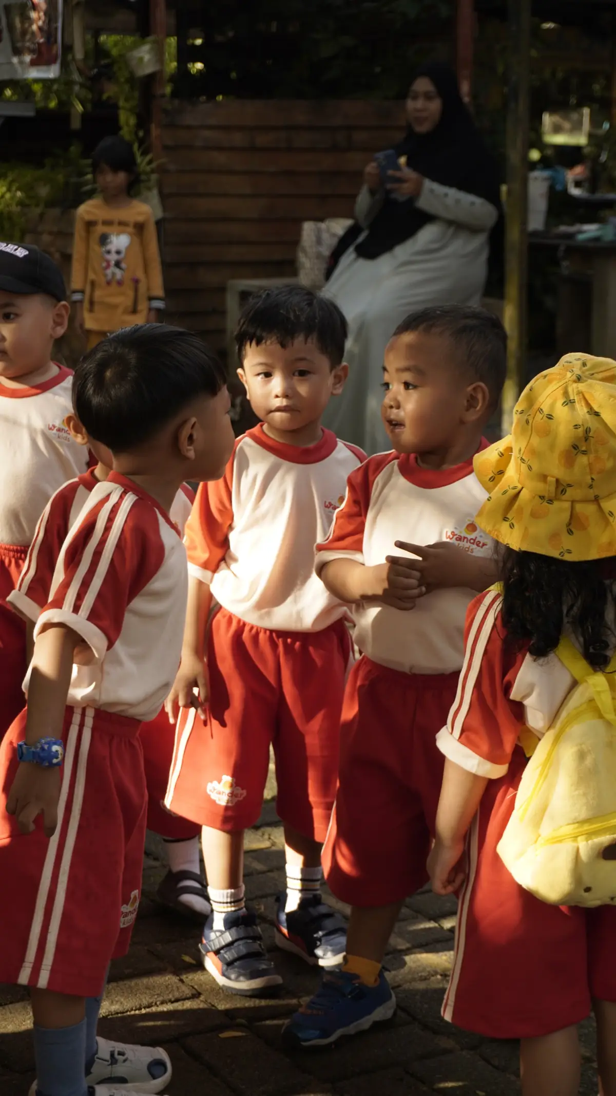Langkah kecil, rasa ingin tahu besar.